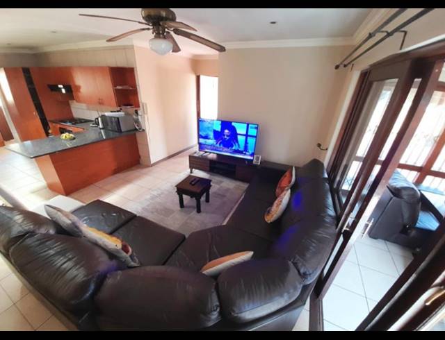 3 BEDROOM HOUSE FOR SALE IN HUGHES